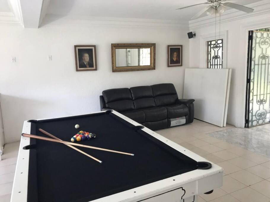 La Gran Casablanca Villa จูเตเปค ภายนอก รูปภาพ