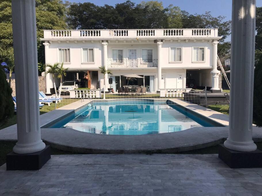 La Gran Casablanca Villa จูเตเปค ภายนอก รูปภาพ