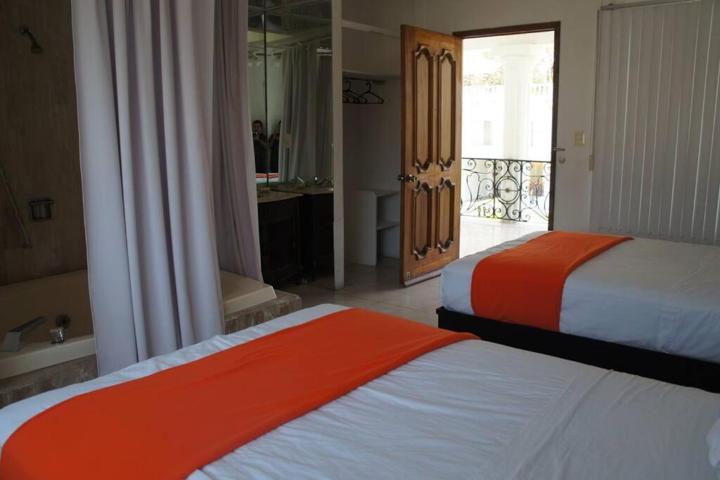 La Gran Casablanca Villa จูเตเปค ภายนอก รูปภาพ