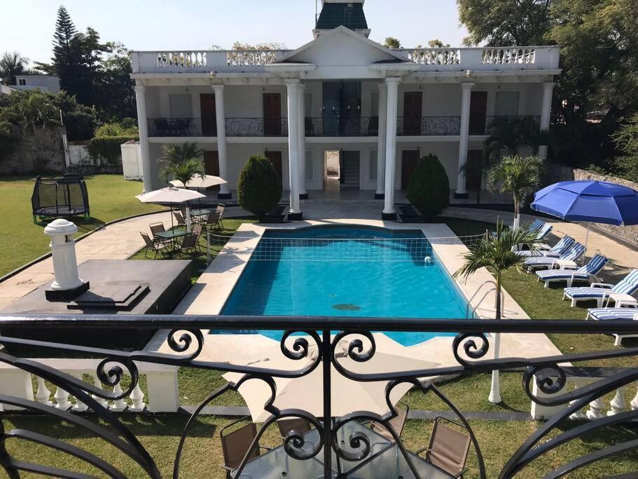 La Gran Casablanca Villa จูเตเปค ภายนอก รูปภาพ