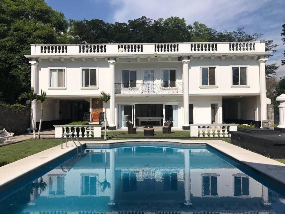 La Gran Casablanca Villa จูเตเปค ภายนอก รูปภาพ